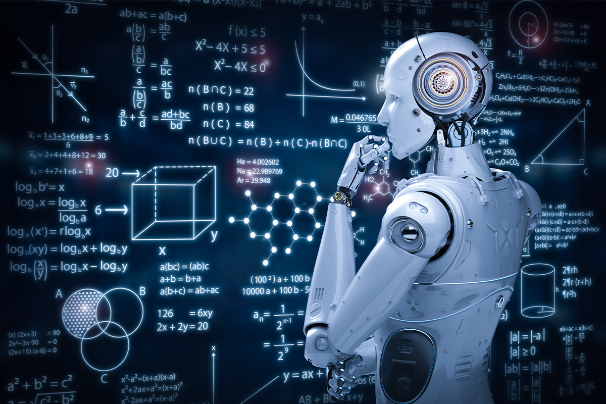 Un humanoide semblant réfléchir devant un tableau rempli de formule mathématiques.